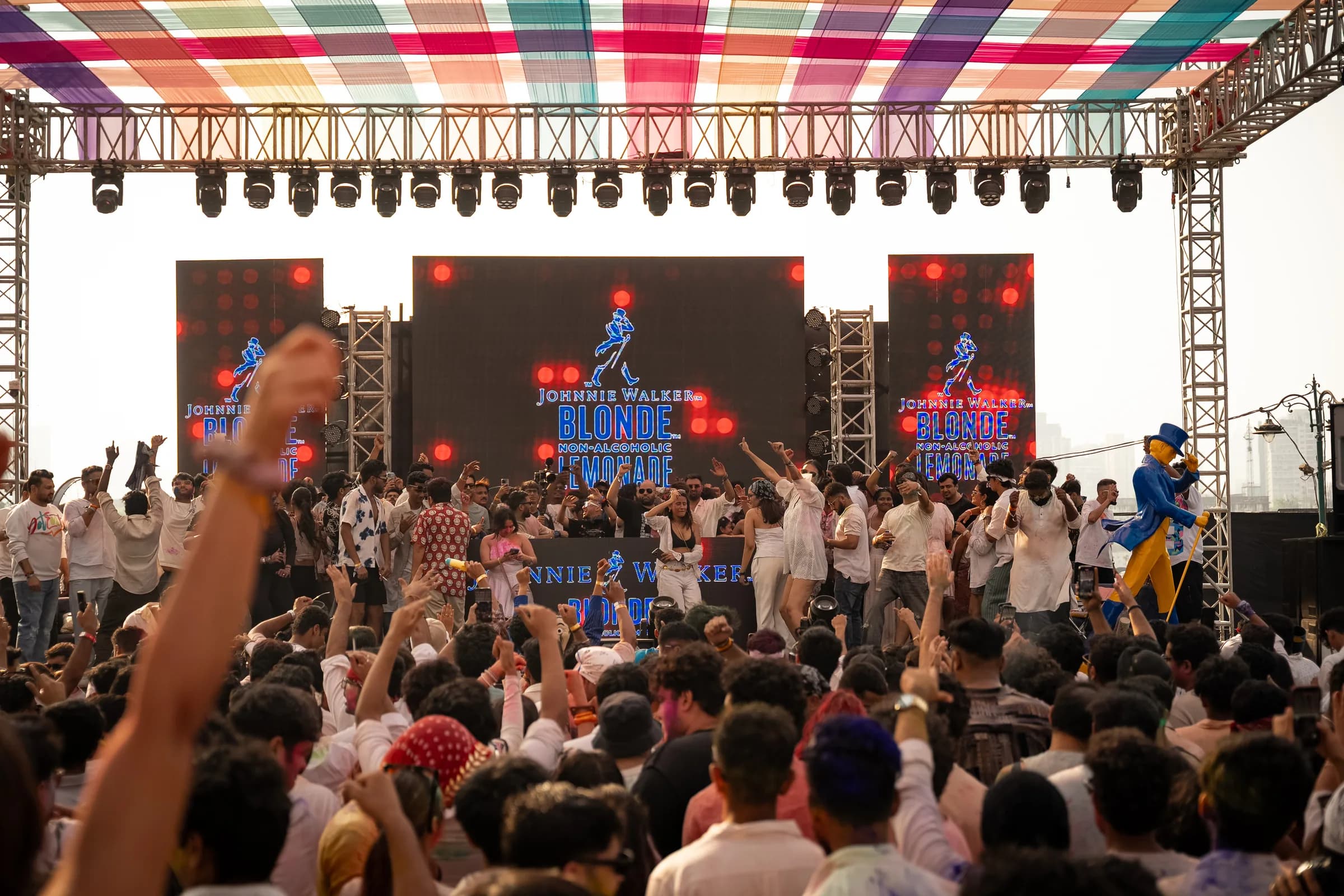 Main stage and audience at Holi at the Bay